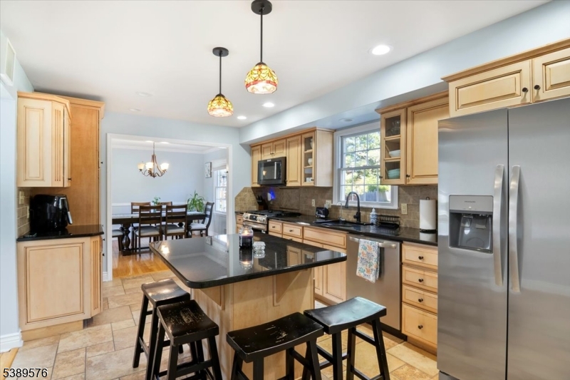 Kitchen with granite conters