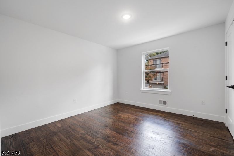 Bedroom2