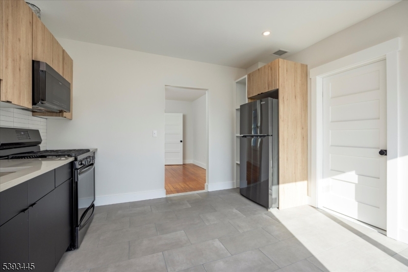 Kitchen 3