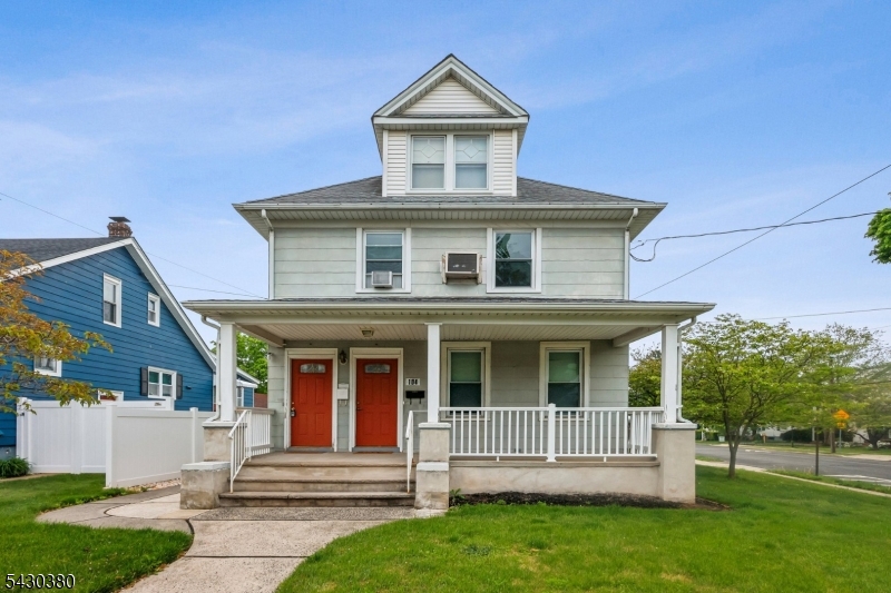 104 Thompson