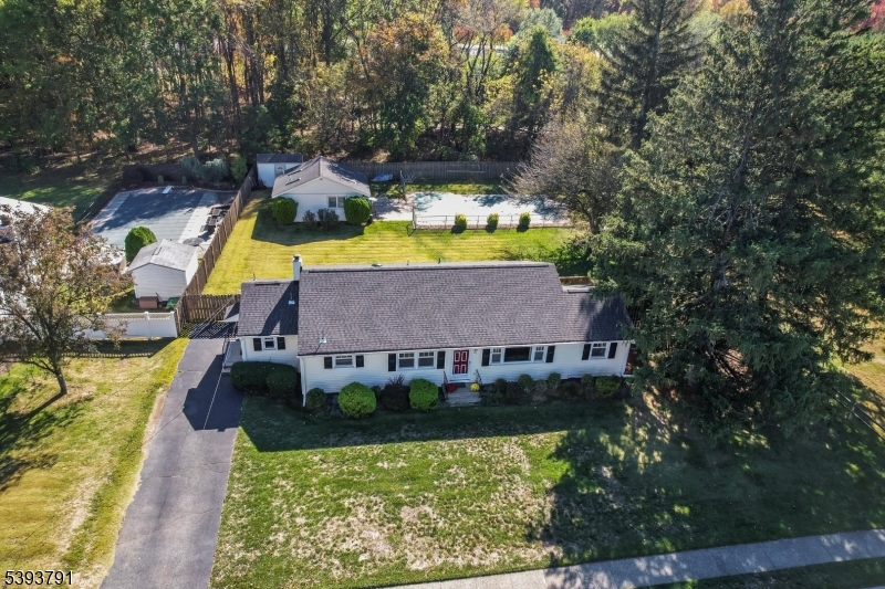 Welcome Lovely ranch-style home set on a spacious, level property.