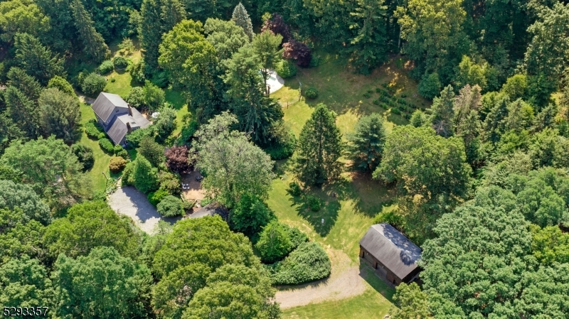 Ariel View of Property & Home