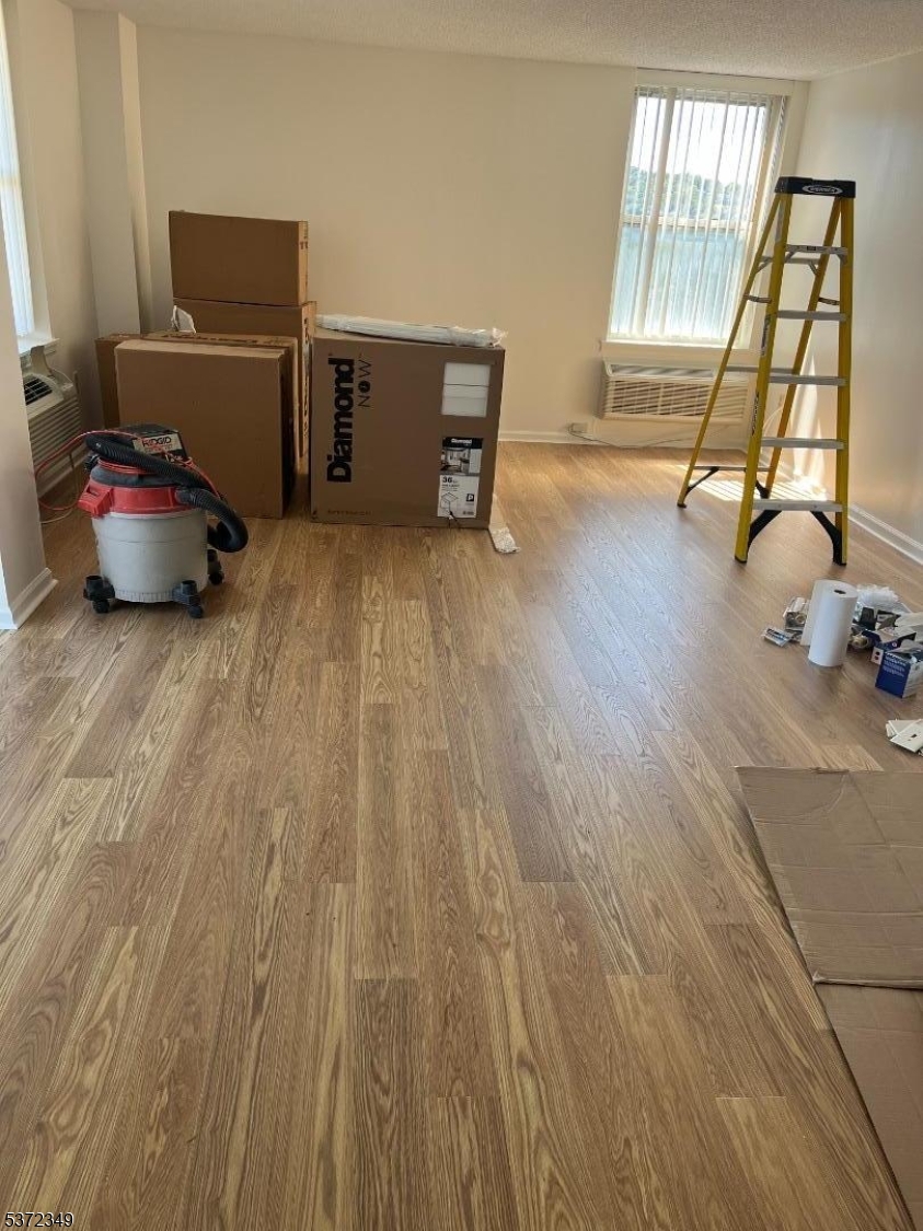 New Floor and paint