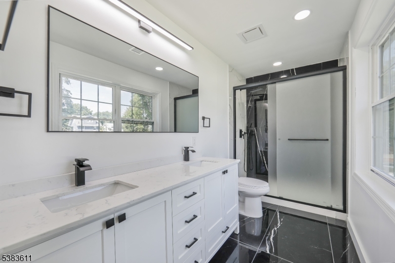 primary suite bathroom