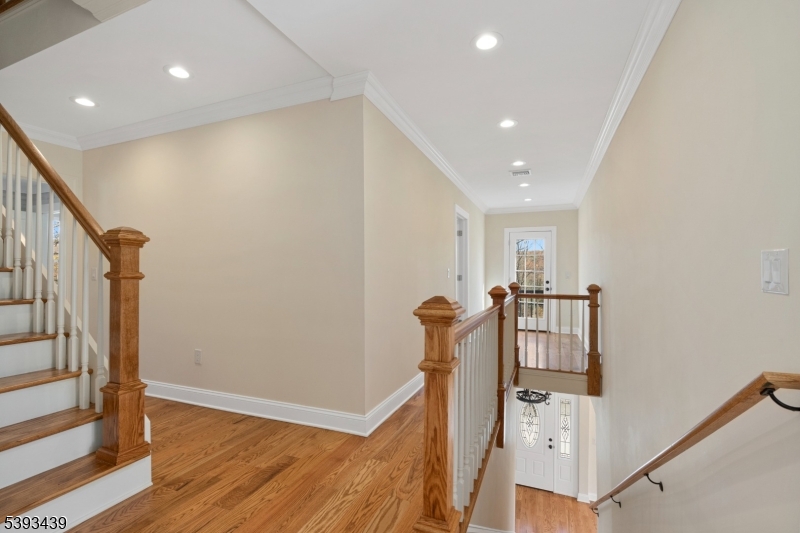 2nd Fl Foyer