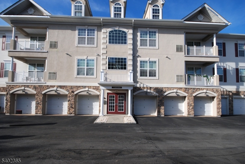 Corner Unit & The Largest Floor Plan in a Garden Building