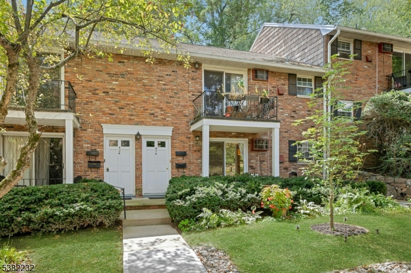 Pristine landscaping offers lovely views!