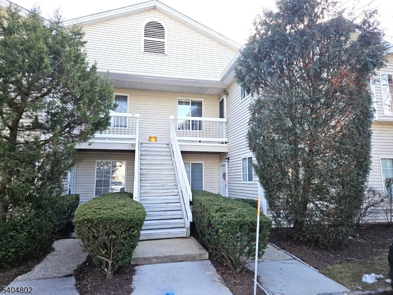 2-BR RENTAL UNIT IN THE HILLS OF BEDMINSTER