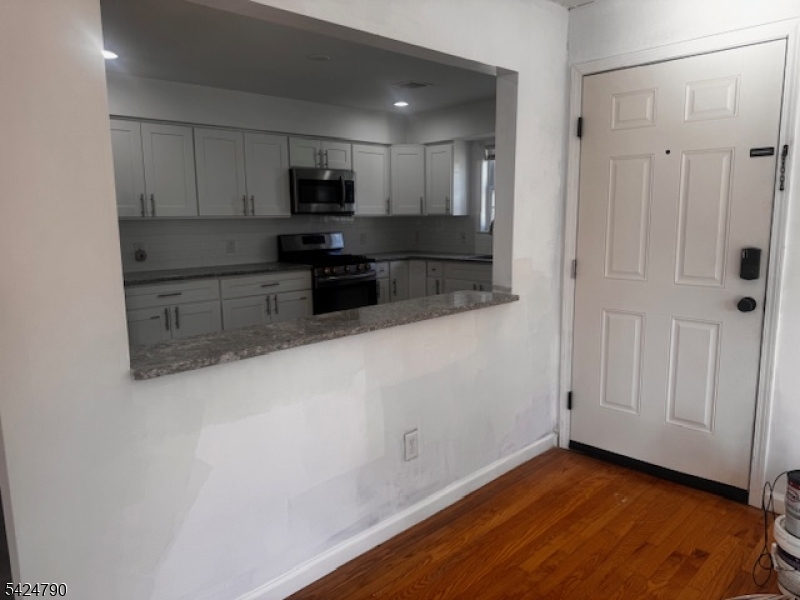 Entry Foyer to Kitchen