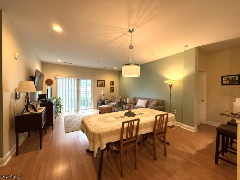 Living / Dining