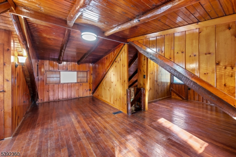 2nd Loft Room