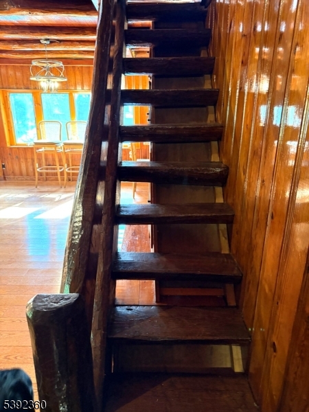 Head Upstairs