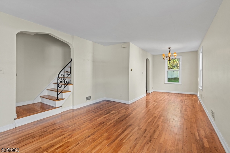 Gleaming HW Floors
