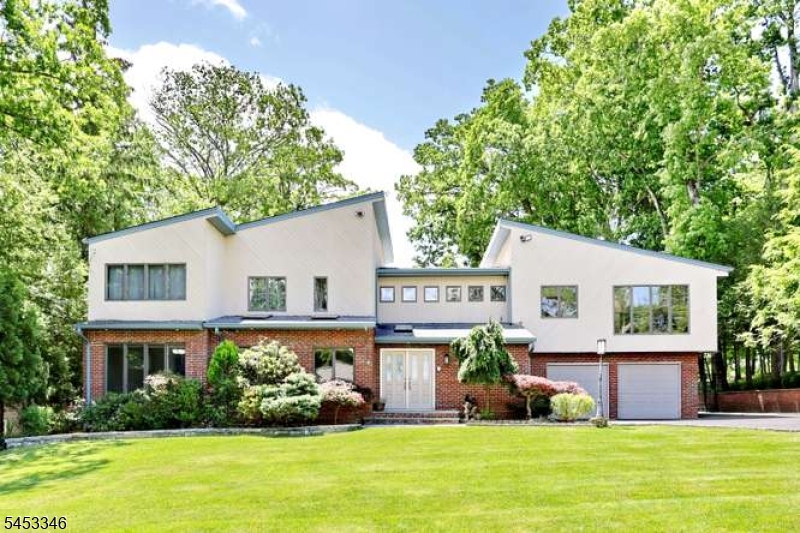 Stunning Contemporary