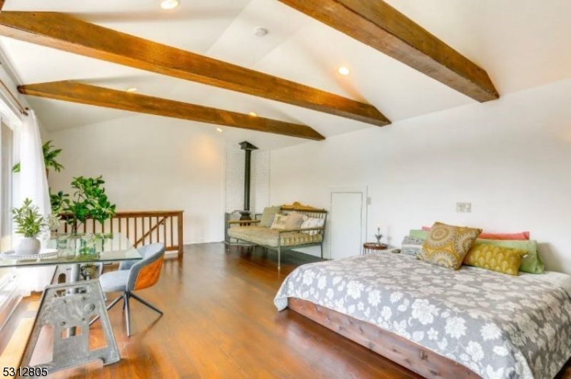 PRIMARY 2ND FLOOR SPACE