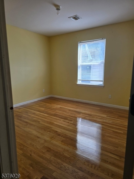 760 Bergen St, Newark