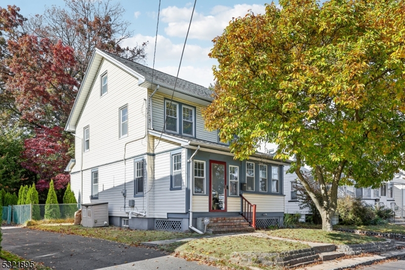 Lovely colonial on a great street