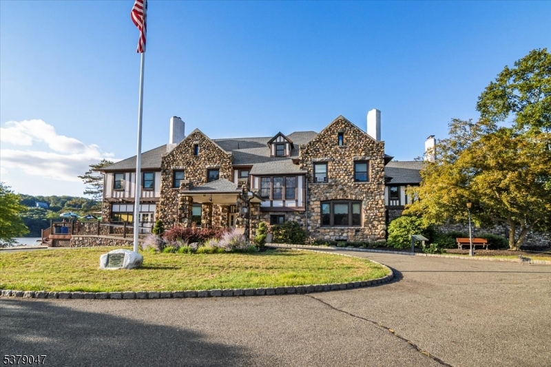 Gorgeous Clubhouse