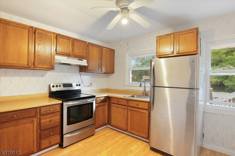 Functional Kitchen