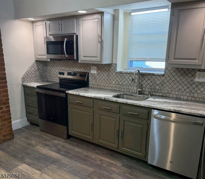 New kitchen
