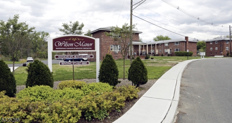 Wilson Manor A Well-Maintained Community