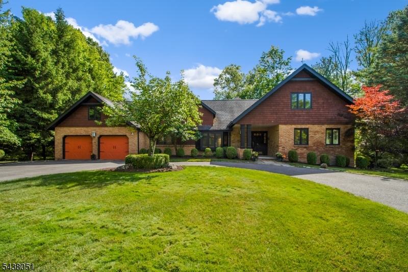 Beautiful 5 Bedroom Home