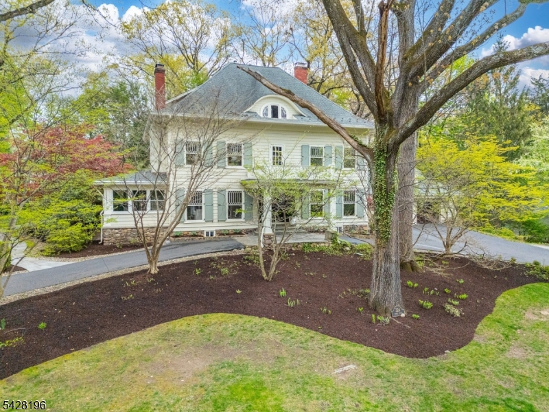 Stunning Colonial Welcome to one of the most admired Hapgood colonials in Mountain Lakes!