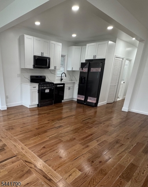 Kitchen/ Living Room Combo