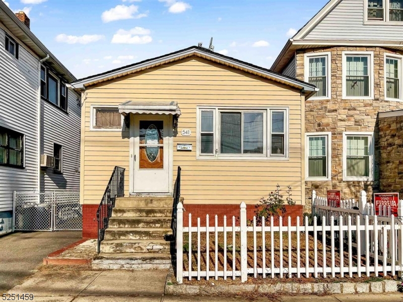 Homes for Sale in Kearny Town CENTURY 21 Crest Real Estate