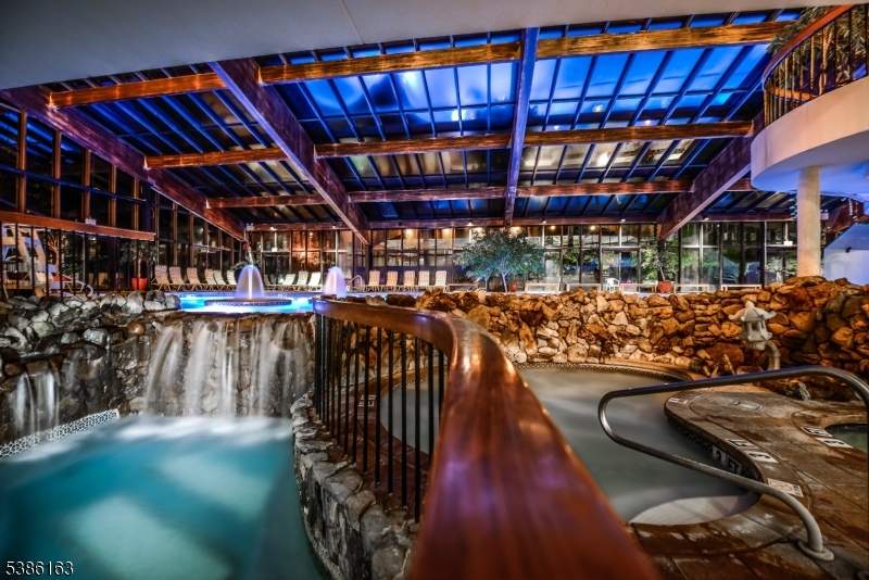 Gorgeous indoor pool