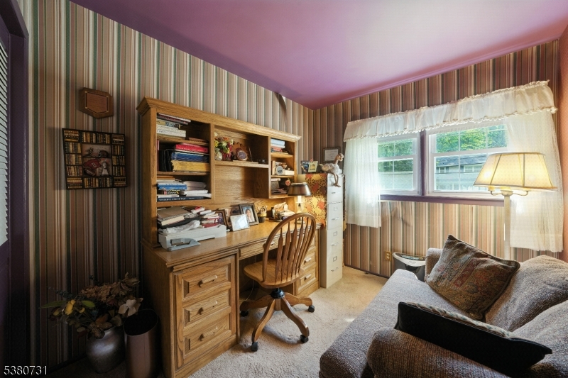 Bedroom/Office
