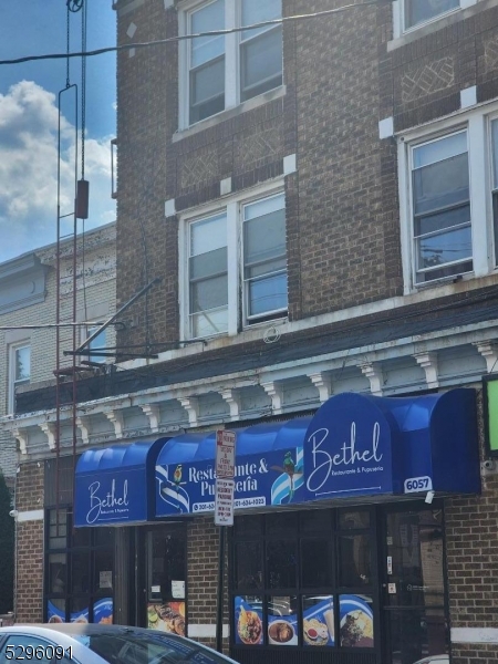 Restaurant is on the first floor in high foot traffic area