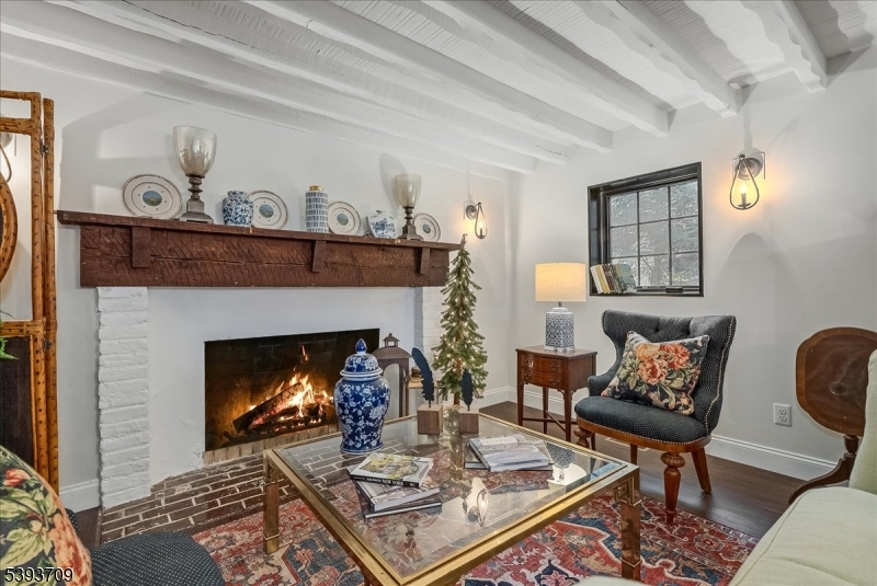 Living Room / Dining Combo