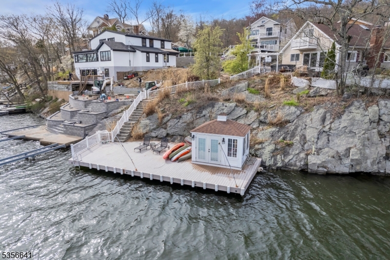 Lakefront Cabana