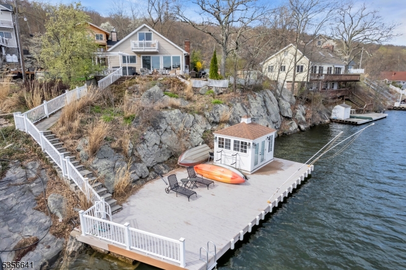 Lakefront dock, deck, swim