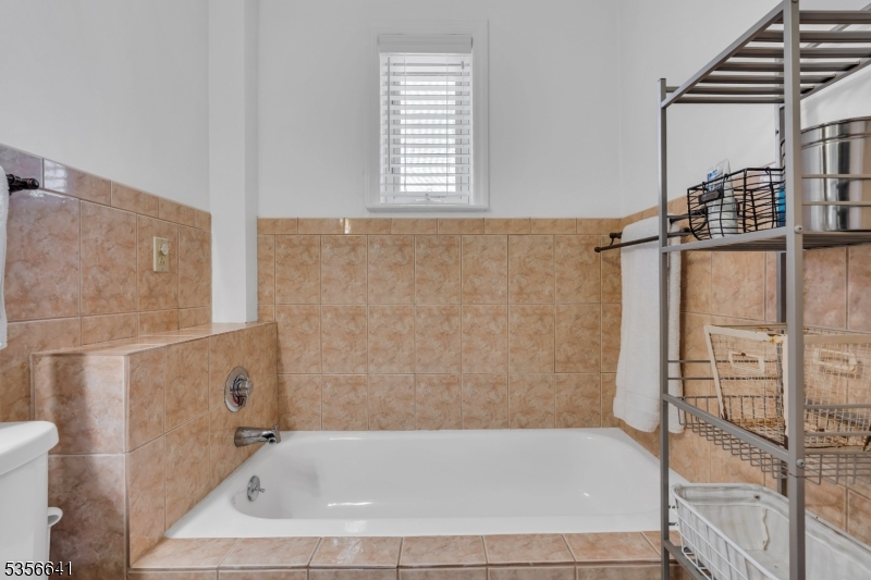 1st floor soaking tub