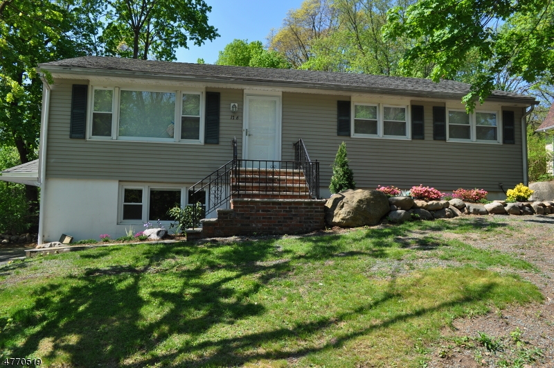 Updated 3BR Ranch for Rent