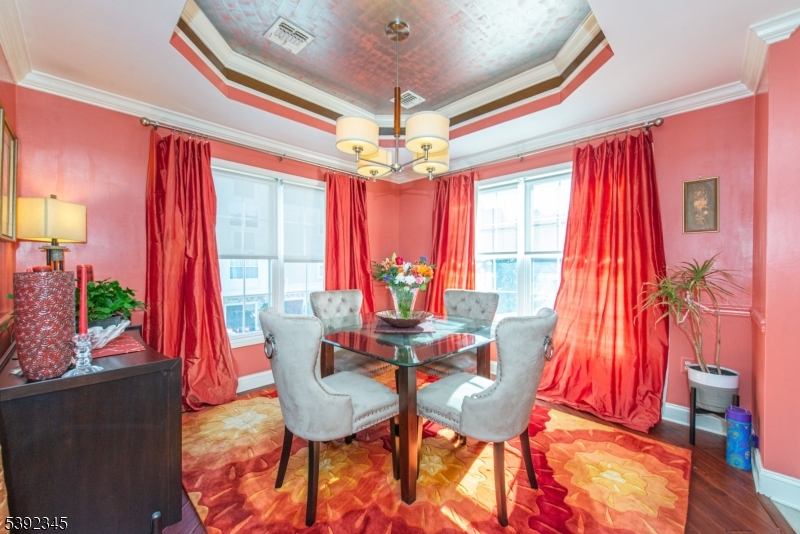 Dining Room w/ Tray Ceiling