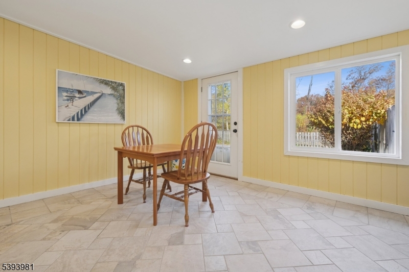Dining Area in 3 Season Room