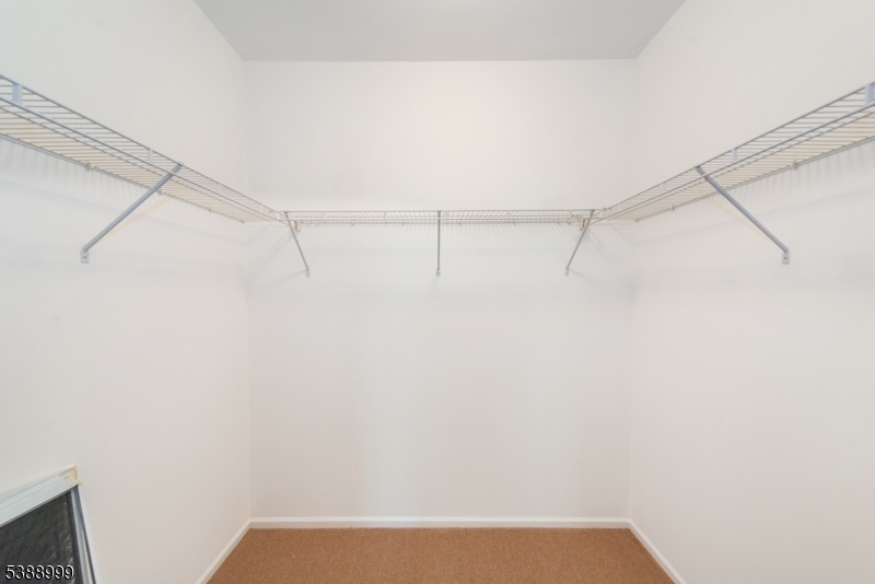 Walk in Closet Primary Bdrm