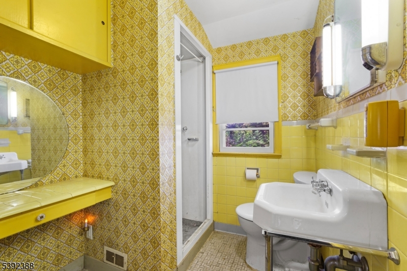 Bathroom Second Floor