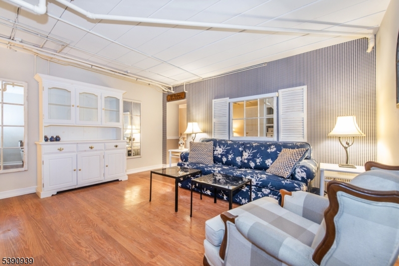 basement/sitting room