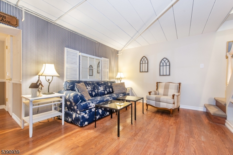 basement/sitting room