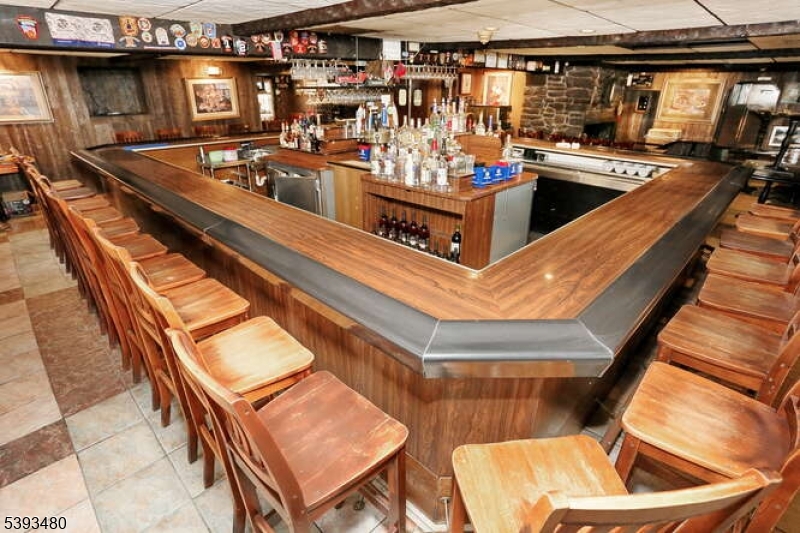 Plenty of Seating