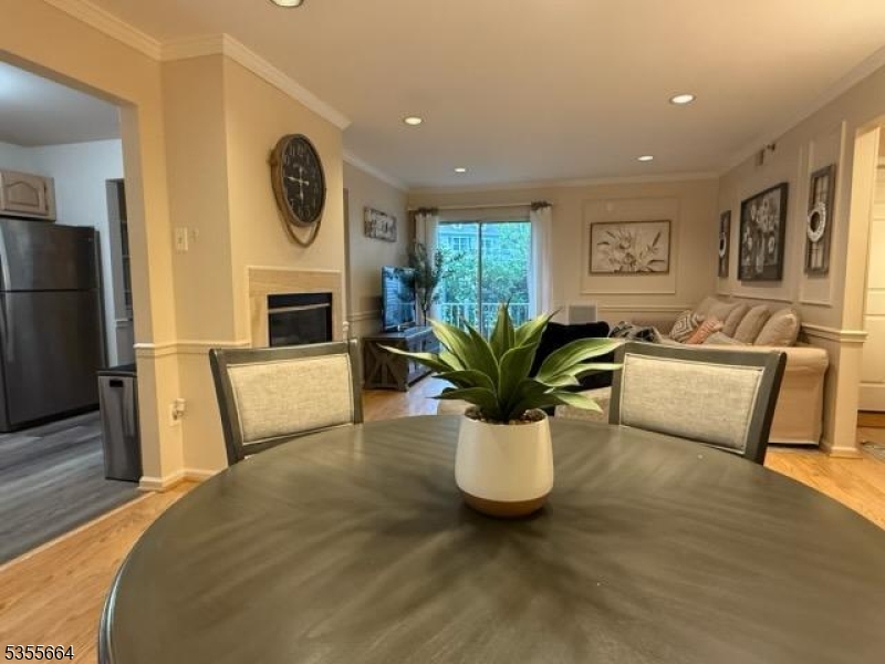 Dining Room/Living Room