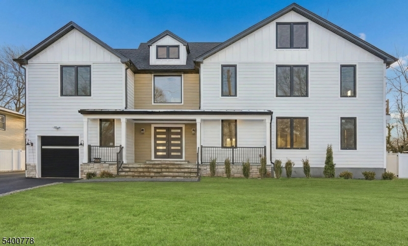 WELCOME HOME!