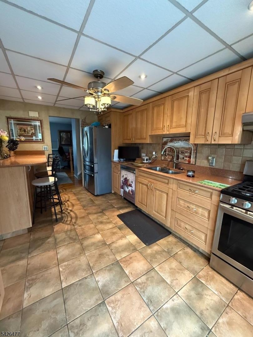 32 Brunswick Dr