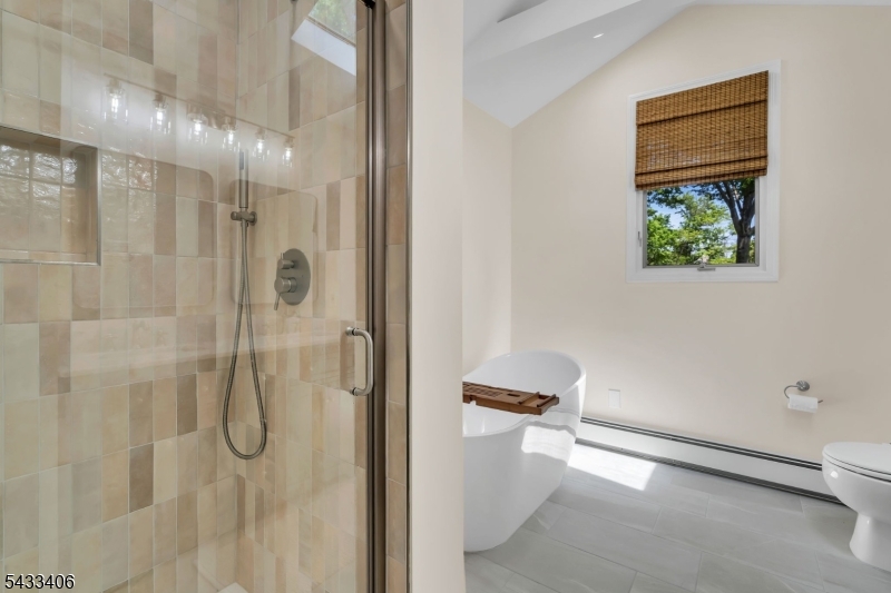 NEW PRIMARY BATH