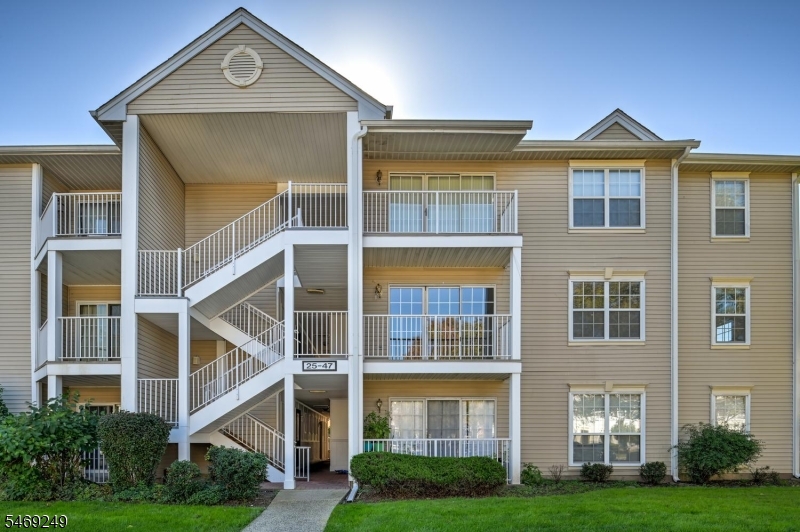 39 Lindsey Ct