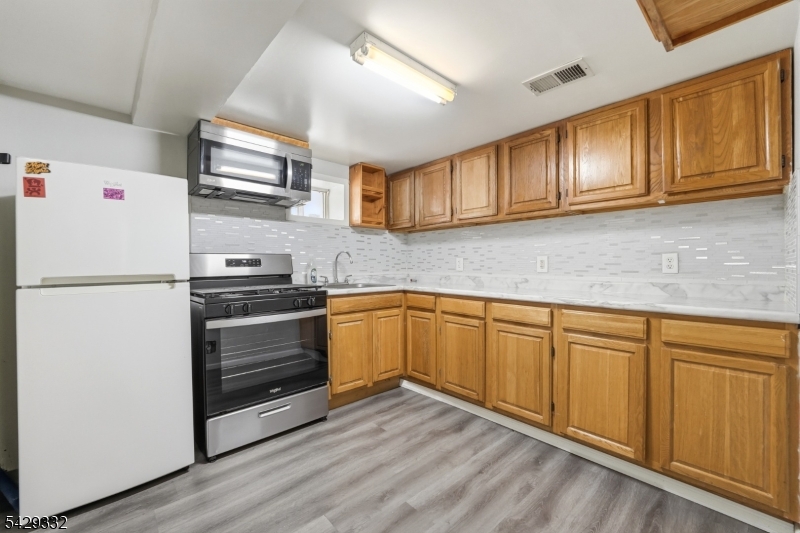 2nd kitchen